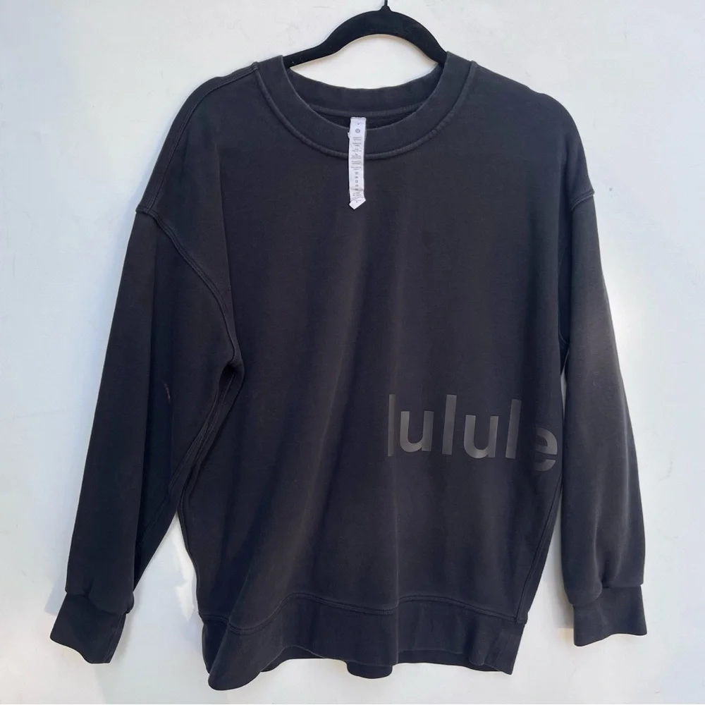 Lululemon perfectly oversized crew spell out sweatshirt 4 black logo - Picture 2 of 8